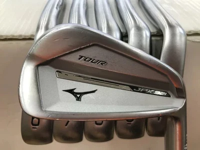 Mizuno JPX 921 TOUR Iron Set 5-9,Pw 6pc Flex Stiff - Image 1 of 4