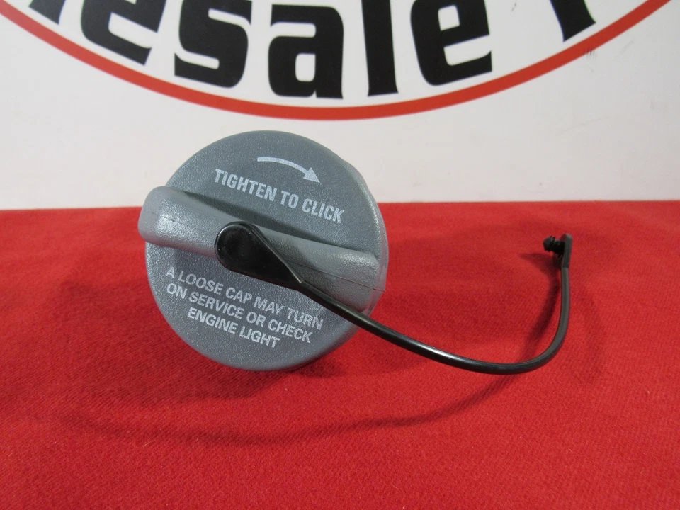 Tapa de gasolina de llenado de combustible Dodge Ram Chrysler Jeep NUEVO OEM MOPAR Foto 1 de 4