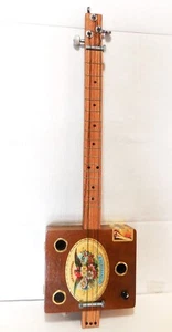 Cigar Box Gitarre, 3 Saiten, Metallbünde, Piezo Sound PU verbaut (siehe Beschreibung) - Bild 1 von 2