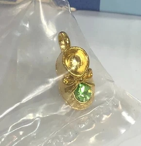 Avon Baby Bootie Charm August Birthstone Simulated Peridot NIB - New in Box - Picture 1 of 13
