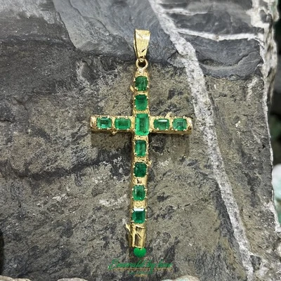 Natural Colombian Emerald Cross Pendant 18k Yellow Gold - Image 1 of 4