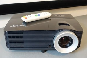 Acer X152H – Native 1080p Full HD DLP Projector – Read - Picture 1 of 11
