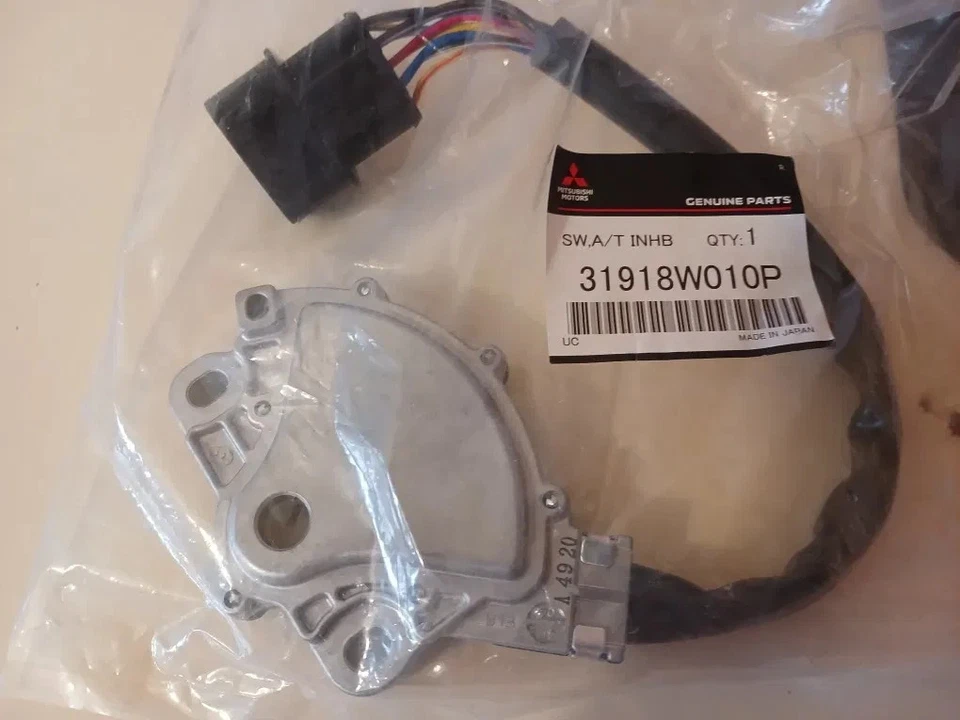 MITSUBISHI Genuine Montero Pajero Neutral Safety Switch 31918W010P OEM - Imagem 1 de 1