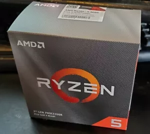 AMD Ryzen 2nd Gen 5 2600X - 4.2 GHz Six Core Processor (100-100000031BOX)  - Picture 1 of 3