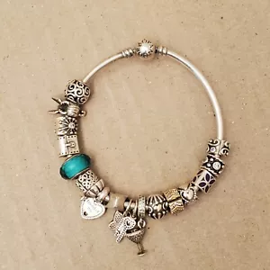 Bracciale Pandora con 17 Ciondoli Argento Sterling Circa 56g Peso Totale. Estate Fnd - Foto 1 di 18