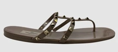 Sandalias planas de goma Rockstud rosa para mujer Valentino talla 40 Foto 1 de 4