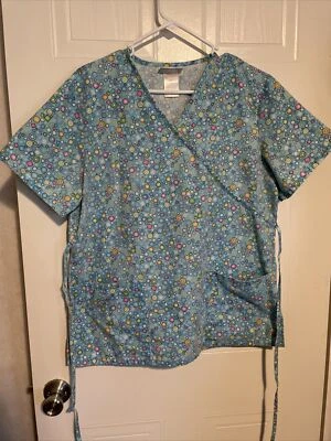 SB Scrubs Scrub Top Size M Blue Geometric Tie Back Pkt Poly Blnd Medical Uniform - Image 1 of 4