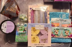 Beauty Set Lot of 9: Shower Steamers, Bath Bombs, Clay Eye Masks, Makeup Bag ect - Picture 1 of 9
