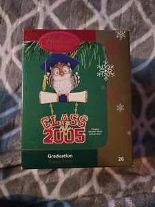 VTG 2005 Graduation Ornament ~ Class Of 2005 - Decorative Displayable ships FAST - Picture 1 of 5