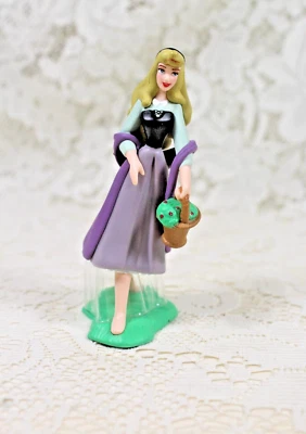 Disney PRINCESA AURORA como BRIAR ROSE BELLEZA DURMIENTE FIGURA Pastel TOPPER NUEVO  Foto 1 de 4