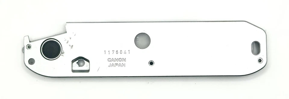 Крышка базовой пластины Canon снизу (серебристая) (включает винты) для AL-1 - Изображение 1 из 1