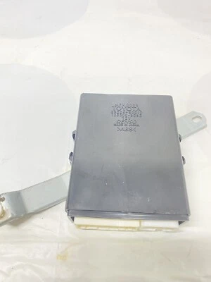 98-00 LEXUS LS400 REAR LEFT DOOR MULTIPLEX NETWORK CONTROL MODULE  Mpx OEM Foto 1 de 4