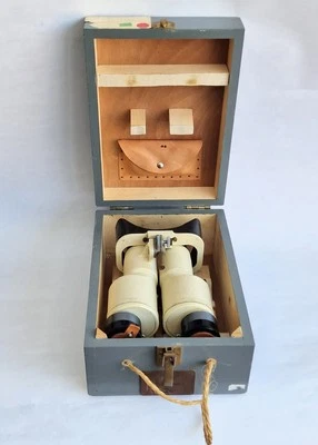Huet Paris Marine 4x24 Binoculars (Gunsight) In Case - Image 1 of 4