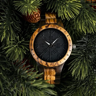 Reloj de madera vikingo Helm of Awe Rune para hombre - símbolo nórdico Ægishjálmr grabado Foto 1 de 4