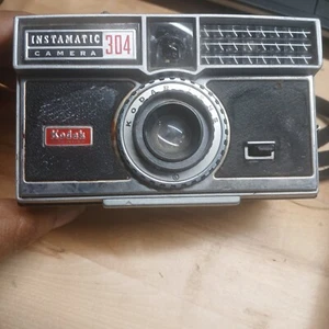 Vintage Kodak Instamatic 304 Film Camera  - Picture 1 of 6