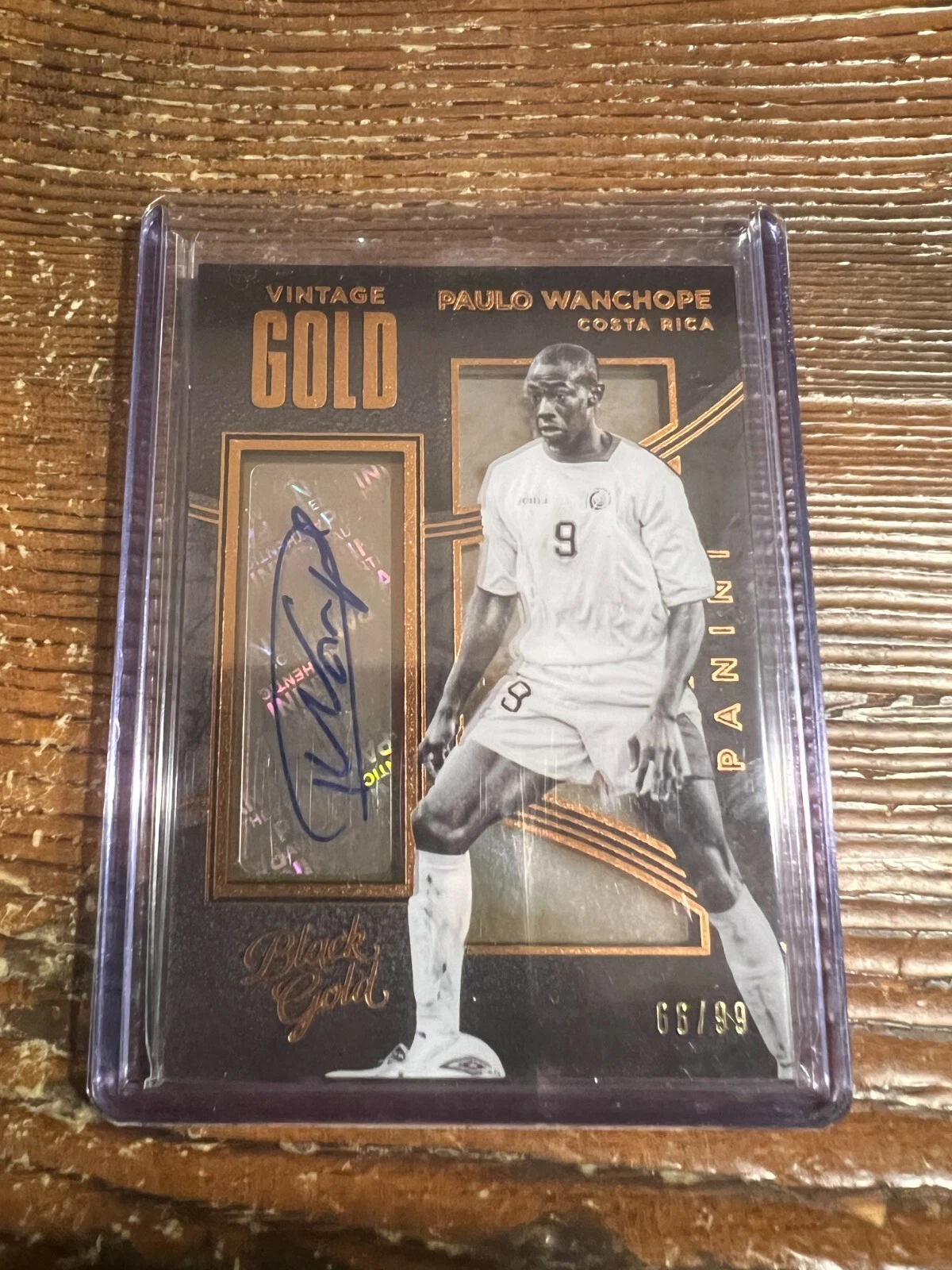 Paulo Wanchope 2016-17 Panini Black Gold Vintage Gold Auto /99 Costa Rica