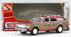 CHRYSLER Town & Country Wagon - 1979 - red - MotorMax 1:64 - Picture 1 of 6