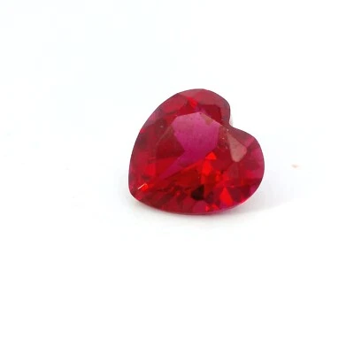 7.45ct Loose Heart Cut Lab Created Ruby 12 x 12mm - Image 1 of 4