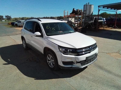 VOLKSWAGEN TIGUAN 5N 2008-16 HEATER/AC CONTROLS CLIMATE CONTROL NON SEAT WARMER - image 1 of 4