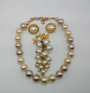 Cadoro Birds Faux Pearl Brooch Carolee Faux Pearl Necklace Vintage Jewelry Lot - Picture 1 of 7