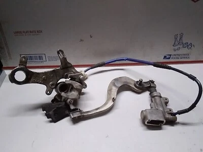 Suzuki RMZ450 2013 montaje de freno trasero Foto 1 de 3