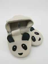 Handmade leather baby soft sole shoes booties (Panda)