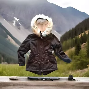 Damen Winter Jacke Gr. S In Schwarz Kapuze mit Fell - Bild 1 von 5