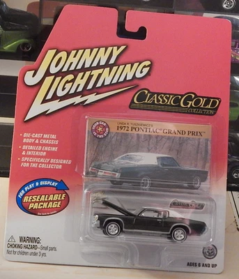 1972 Pontiac Grand Prix Johnny Lightning Classic Gold Detailed Engine Interior - Image 1 of 4