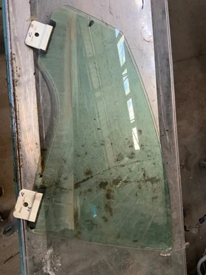 Puerta delantera vidrio/ventana LINCOLN MKZ LH DRIVER 13 14 15 16 17 18 19 20 Foto 1 de 2