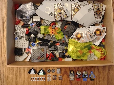 Lego 6975 Space UFO ALIEN AVENGER - 100% Complete!  No Instructions - Image 1 of 3