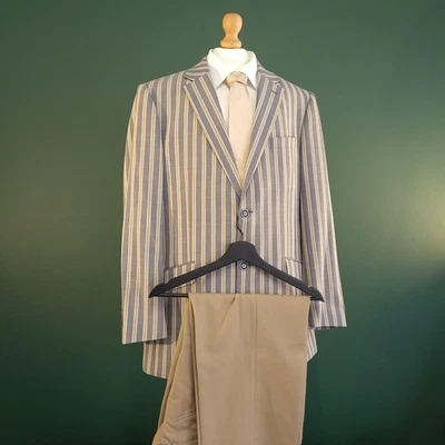 Brook Taverner Suit Set Men's 40L 34L Beige Blue Striped Business 2 Piece & Tie - Image 1 of 4