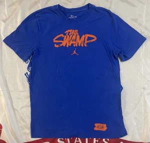 Nike Florida Gators THE SWAMP Air Jordan Herren S Blau T-Shirt NCAA Basketball Tee - Bild 1 von 7