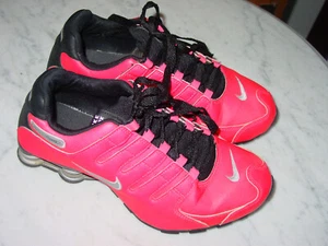 2014 Nike Shox NZ Hyper PInk/Metallic Silver Youth Running Shoes! Size 6.5Y - Picture 1 of 13