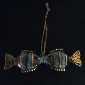 Pottery Barn Kissing Fish Glass Ornament ~ New with Tags - Picture 1 of 1
