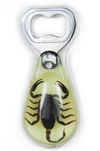 Abridor de botellas Real Black Scorpion - Imagen 1 de 2