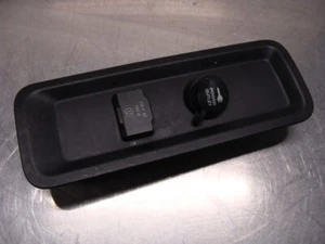 Dodge Grand Caravan Rear Power Outlet Panel 11 12 13 14 15 16 17 18 19 20 - Bild 1 von 4