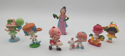 Strawberry Shortcake Miniatures Lot of 7 Mini PVC Figures 1980s Kenner AGC - Image 1 of 4