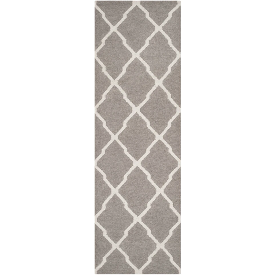 Safavieh Flat weave Wool Dark Grey/ Ivory 2' 6 x 6' Runner - Image 1 of 1