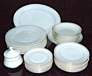 Tienshan "Classic Gold" Fine China. White with Gold Metallic Trim - Picture 1 of 58