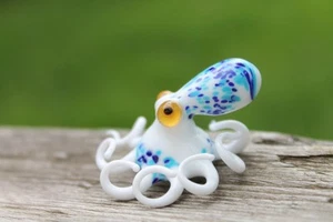 White & Blue Glass Octopus Figurine – Small Blown Lampwork Kraken – Miniature - Picture 1 of 7