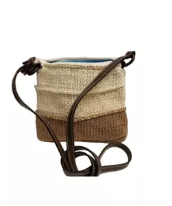 Liz Claiborne Tan Cream Crossbody Shoulder Purse Knitted NEW - Picture 1 of 12