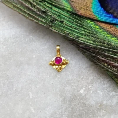 6x8mm 18K Yellow Gold Charm Pendant Gold Charm Jewelry | KC1400 - Image 1 of 4