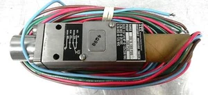 ITT 232P42CHNR 200-1000PSI 1NO/NC CONTACT CLOSE ON RISE - Picture 1 of 2