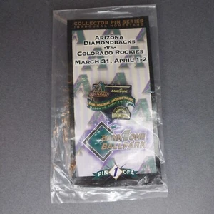 Arizona Diamondbacks Rockies 1998 inauguración nuevo sombrero solapa chaqueta prendedor - Imagen 1 de 2