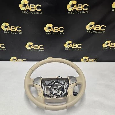 Volante Toyota Avalon 2008-2010 com conjunto de controles de rádio - Imagem 1 de 4