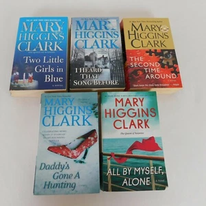 Lot of 5 Mary Higgins Clark PB Novels Suspense Alvirah Willy All By Myself Alone - Imagen 1 de 12