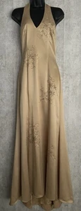 Niki by Niki Livas Formal/Prom Gold Sequin Halter Neckline Maxi Dress Gown Sz 4 - Picture 1 of 10