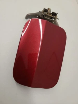 2011-2023 CHRYSLER 300 Fuel Filler Door Red 68498792AA 11-23 Foto 1 de 4
