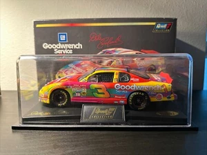 Dale Earnhardt #3 GM Goodwrench Peter Max 1:24 Diecast 2000 Revell Sammlung  - Bild 1 von 6