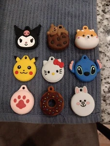 Cute Cartoon Apple AirTag Keychain Silicone Case Cover - Pikachu Stitch - Zdjęcie 1 z 4